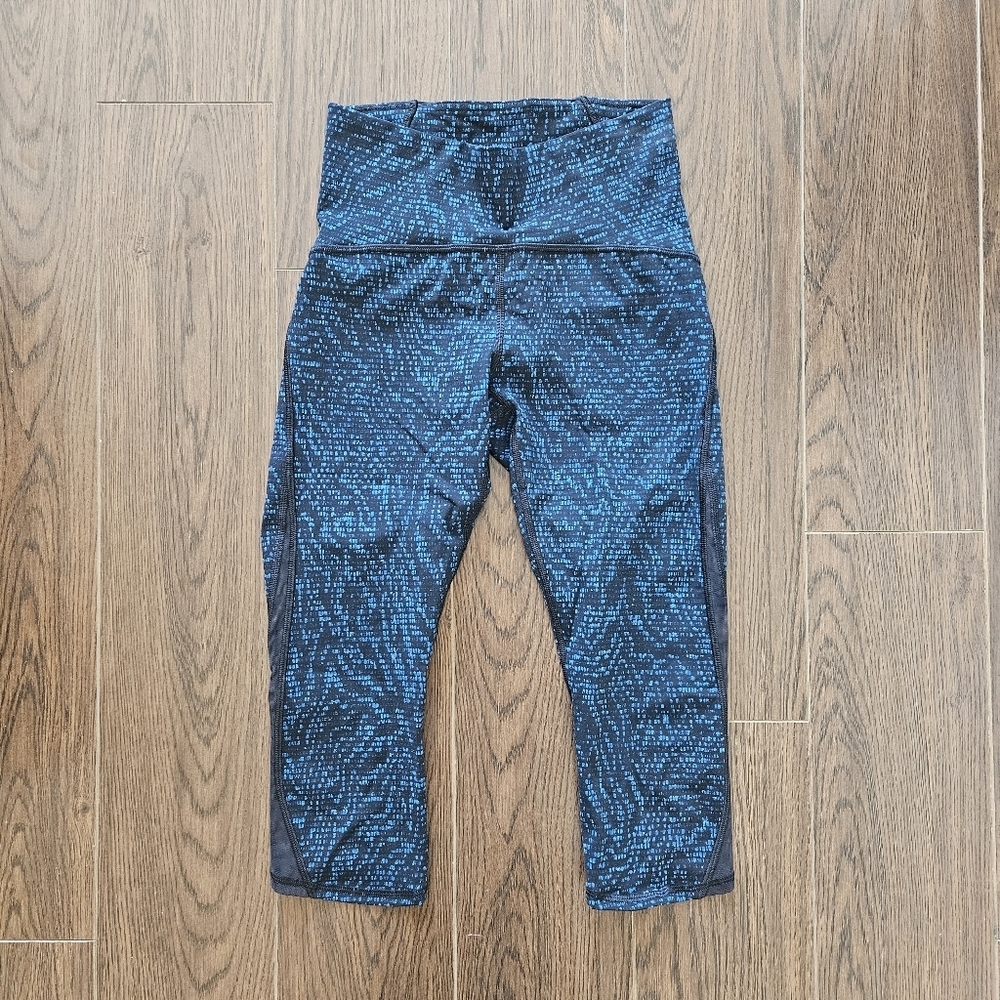 Lululemon Train Times Crop (17") Pulse Capri Black Size 4 - Picture 3 of 10